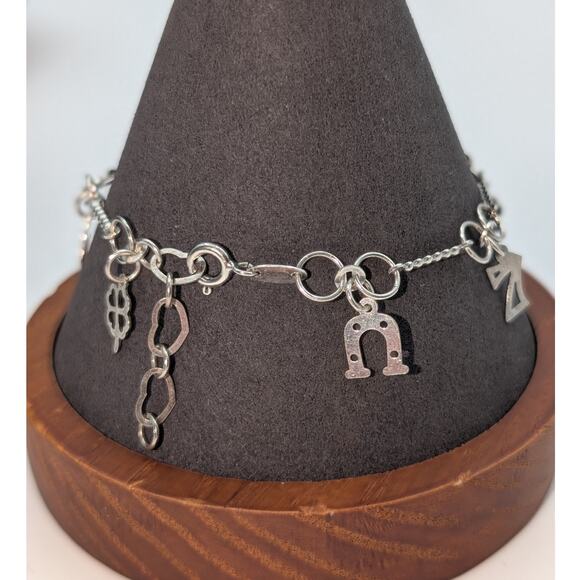 Marked 925 Mex Lucky Charm Silver Tone Bracelet - Picture 2 of 8